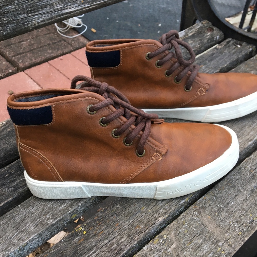 Nautica Kid’s Breakwater Toddler Chukka Boots sz 1